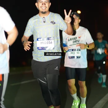 Runner Photo 7634748