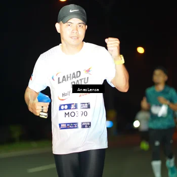 Runner Photo 7634754