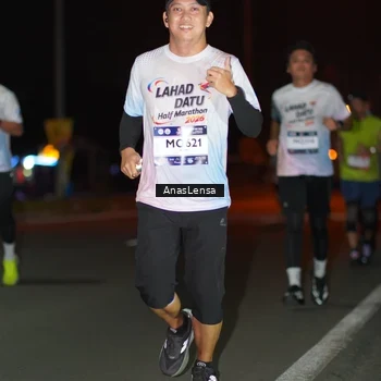 Runner Photo 7634766