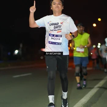 Runner Photo 7634767