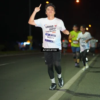 Runner Photo 7634773