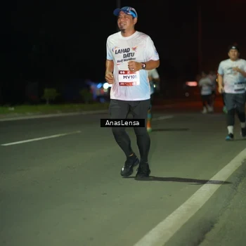 Runner Photo 7634786