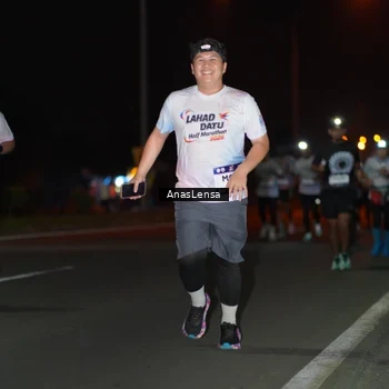 Runner Photo 7634802
