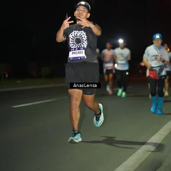 Runner Photo 7634823
