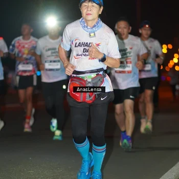 Runner Photo 7634840