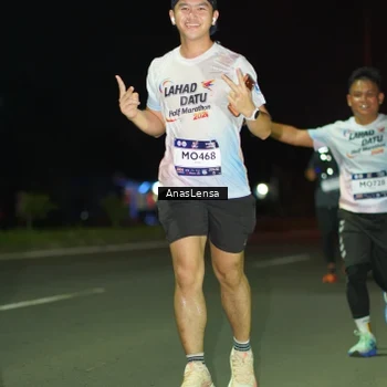 Runner Photo 7634845