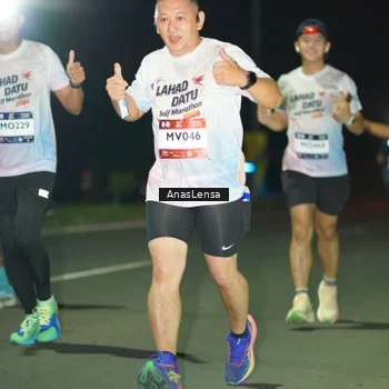 Runner Photo 7634849