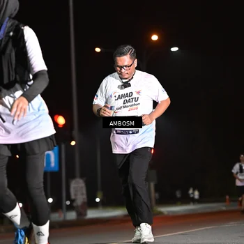 Runner Photo 7634873