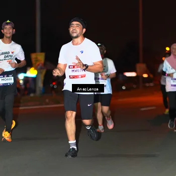 Runner Photo 7634915