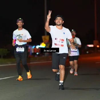 Runner Photo 7634924