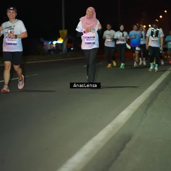 Runner Photo 7634953