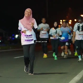 Runner Photo 7634954