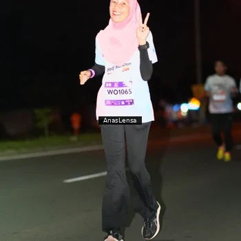 Runner Photo 7635000