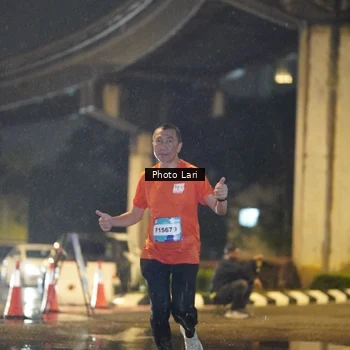 Runner Photo 7635009