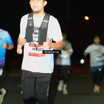 Runner Photo 7635023