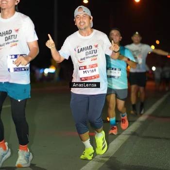 Runner Photo 7635036