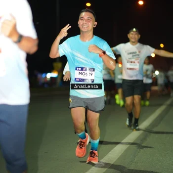 Runner Photo 7635040