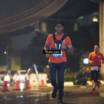 Runner Photo 7635053