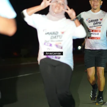 Runner Photo 7635059