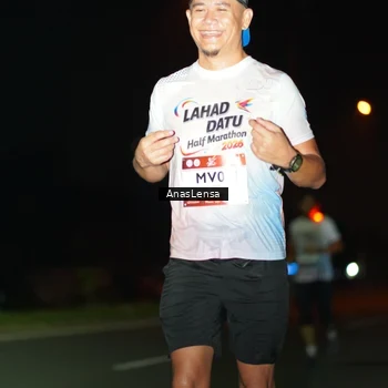 Runner Photo 7635063