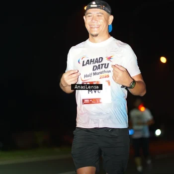 Runner Photo 7635064