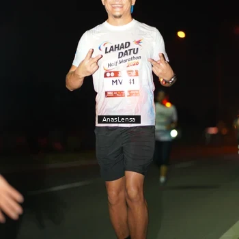 Runner Photo 7635069