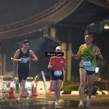 Runner Photo 7635086