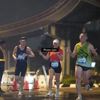 Runner Photo 7635089