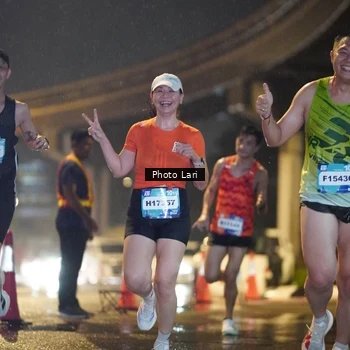 Runner Photo 7635092