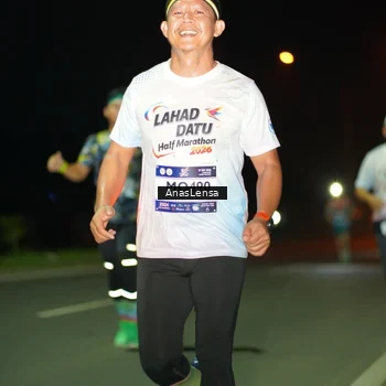 Runner Photo 7635095