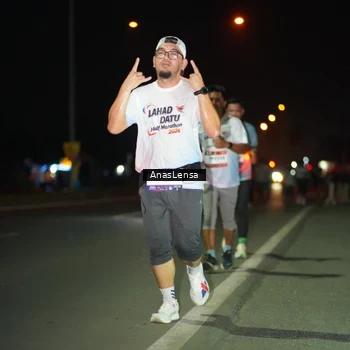 Runner Photo 7635106