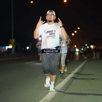 Runner Photo 7635109