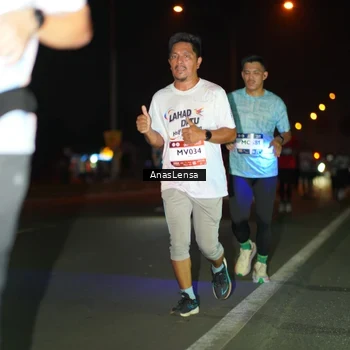 Runner Photo 7635122
