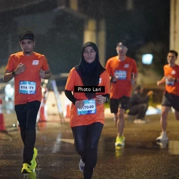 Runner Photo 7635135