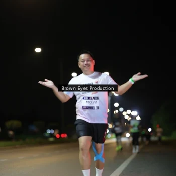 Runner Photo 7635137