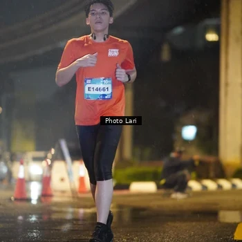Runner Photo 7635140