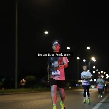 Runner Photo 7635143