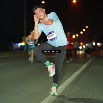 Runner Photo 7635144