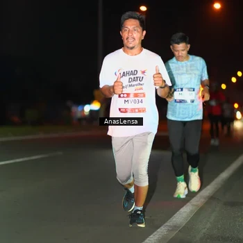 Runner Photo 7635147