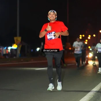 Runner Photo 7635156