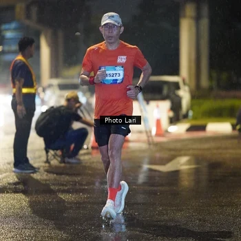 Runner Photo 7635196
