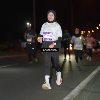 Runner Photo 7635206