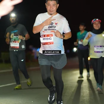 Runner Photo 7635227