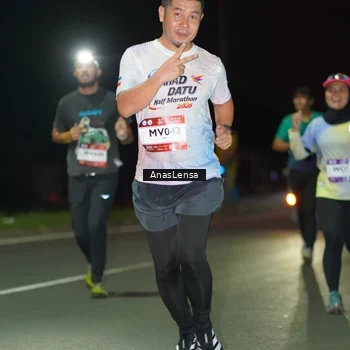 Runner Photo 7635231
