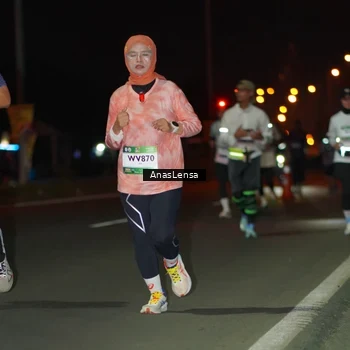 Runner Photo 7635238