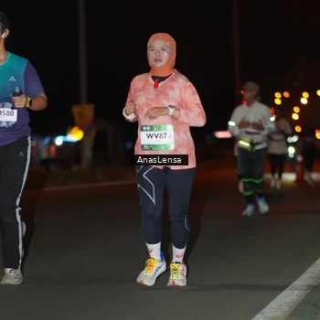 Runner Photo 7635250