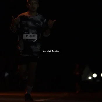 Runner Photo 7635258