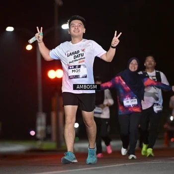 Runner Photo 7635276