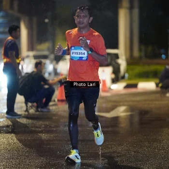 Runner Photo 7635280