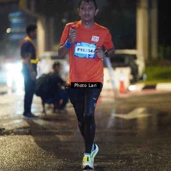 Runner Photo 7635302